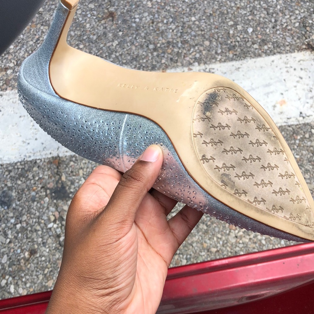 Women’s dress shoes